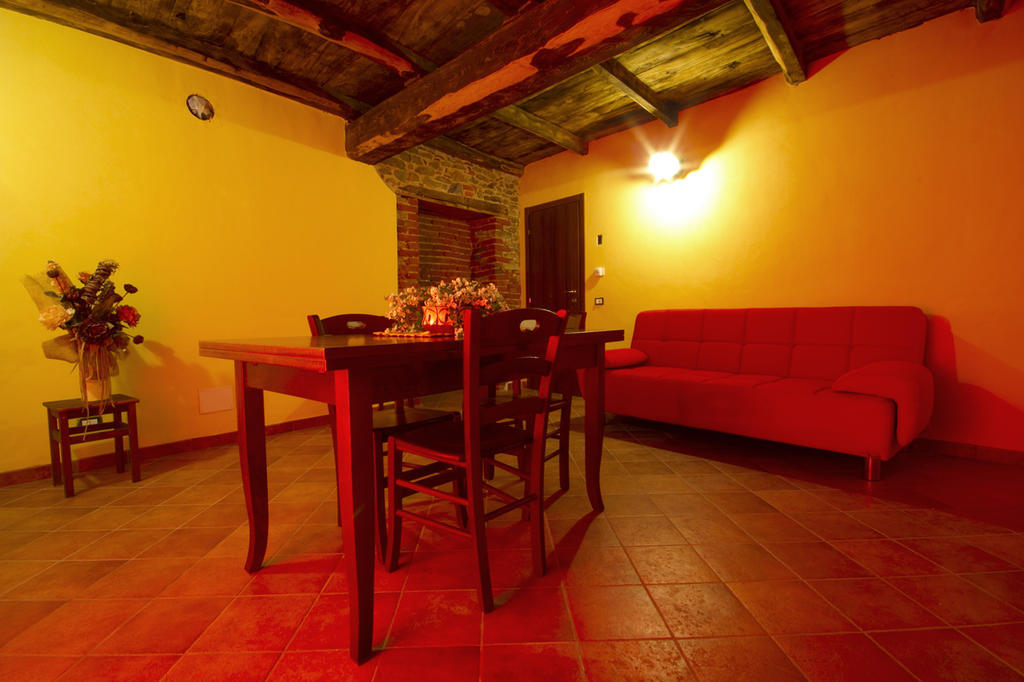 La Locanda Dei Cartunè Montezemolo Esterno foto