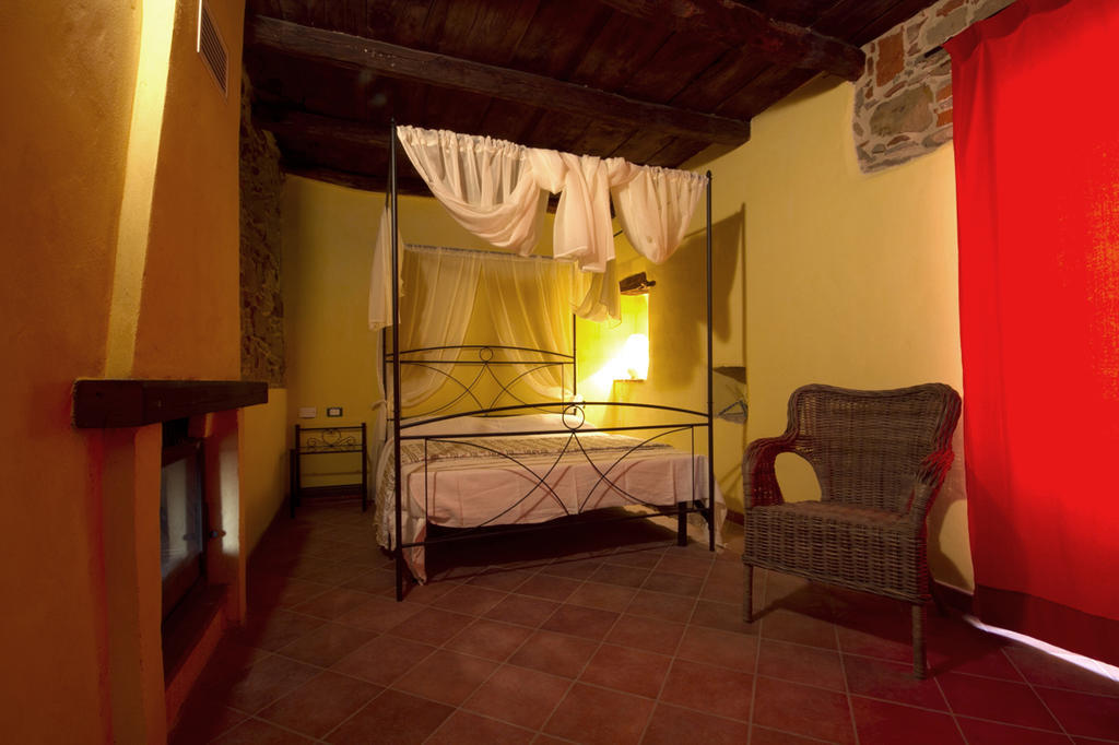 La Locanda Dei Cartunè Montezemolo Esterno foto